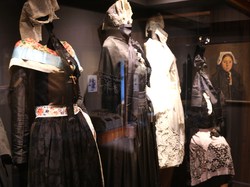  <a style='color: #fff;' href='/uploaded/photo/wei-2014-542b22ba0cc4f.jpg'>(Télécharger)</a>